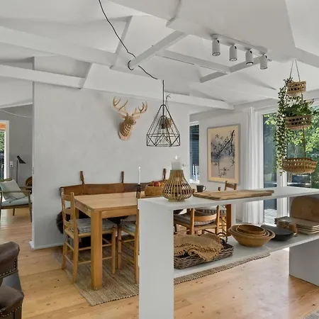 Beautiful In With 4 Bedrooms * Vejby
